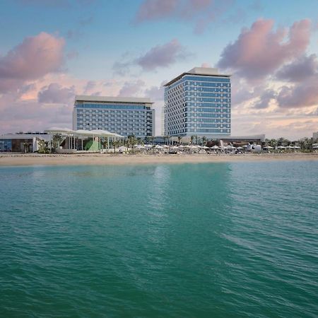 فندق ماريوت الدوحة المظهر الخارجي الصورة The hotel from the sea