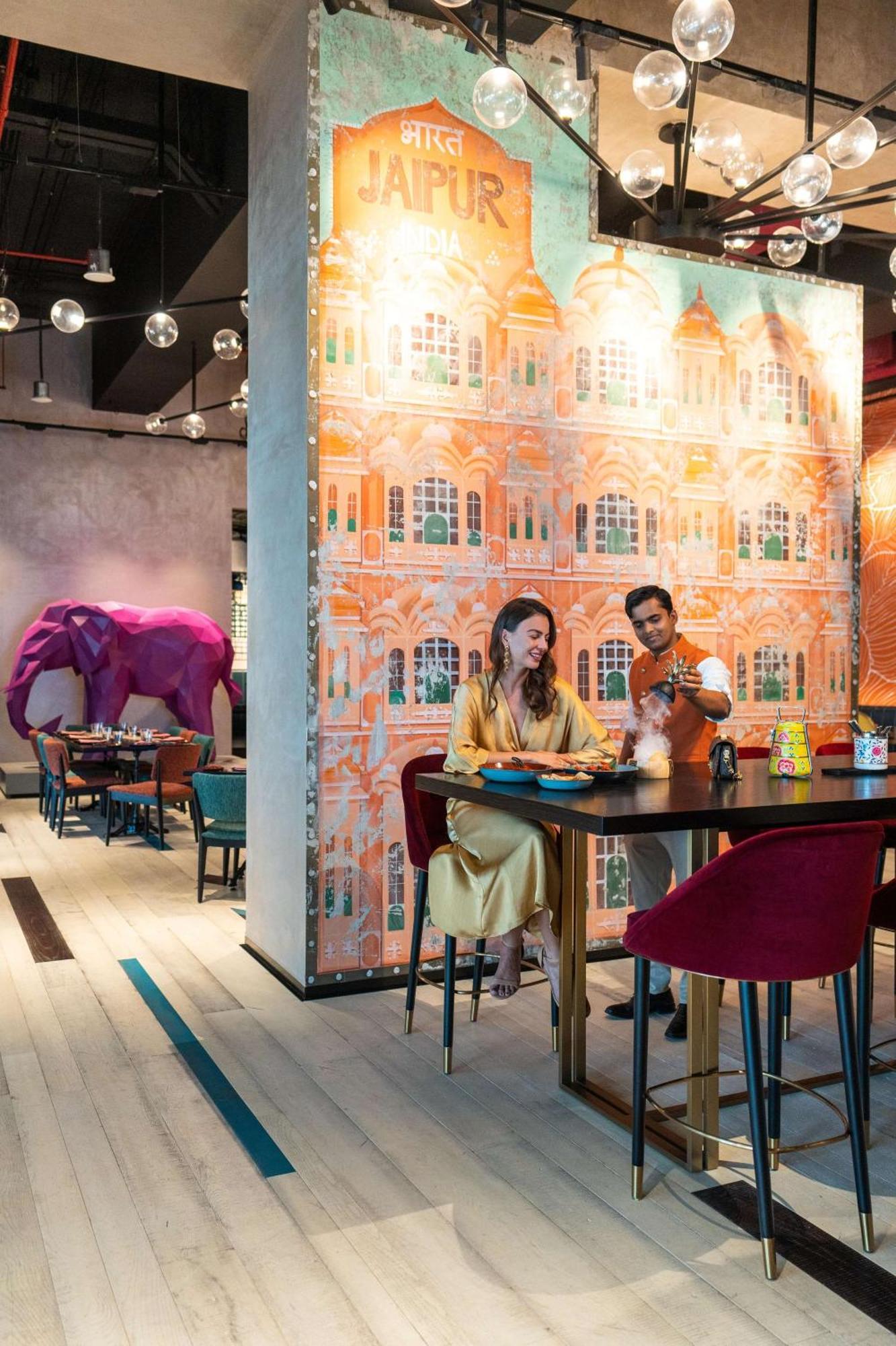فندق ماريوت الدوحة المظهر الخارجي الصورة The interior of the restaurant