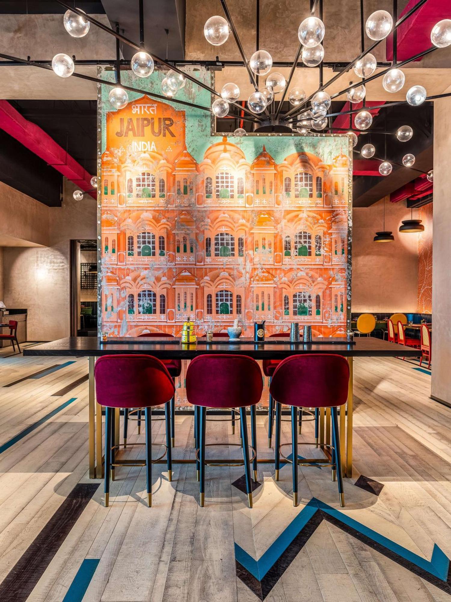 فندق ماريوت الدوحة المظهر الخارجي الصورة The interior of the restaurant