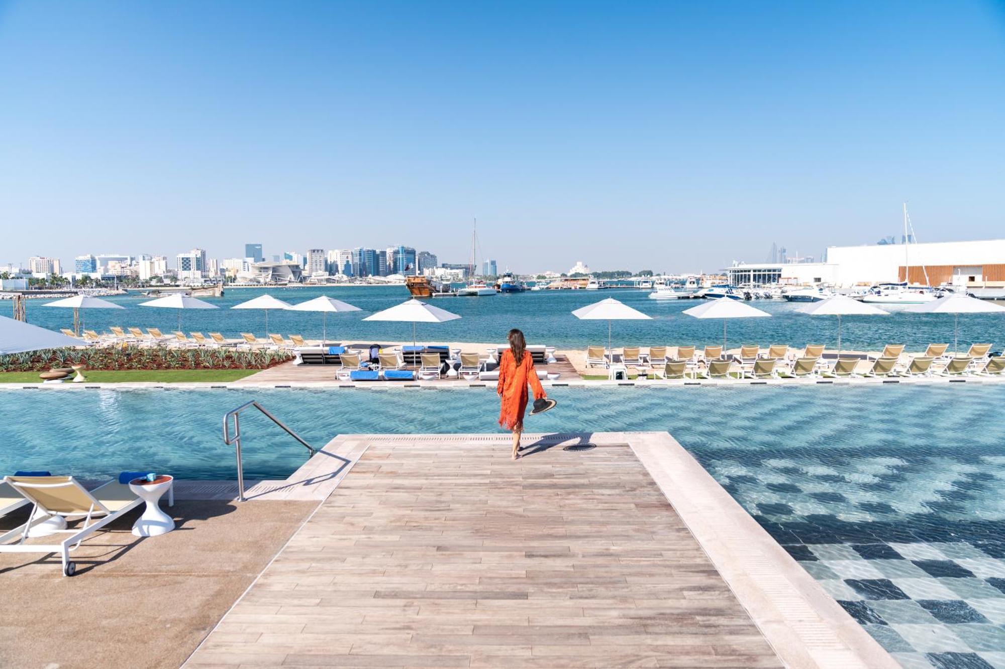 فندق ماريوت الدوحة المظهر الخارجي الصورة View of the Marina from the Hotel